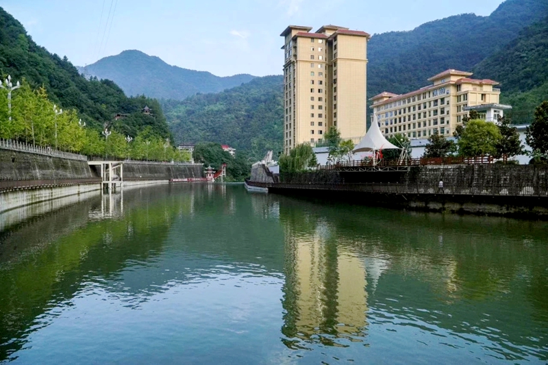 陕西宁陕:污水变清流 汩汩润民生 