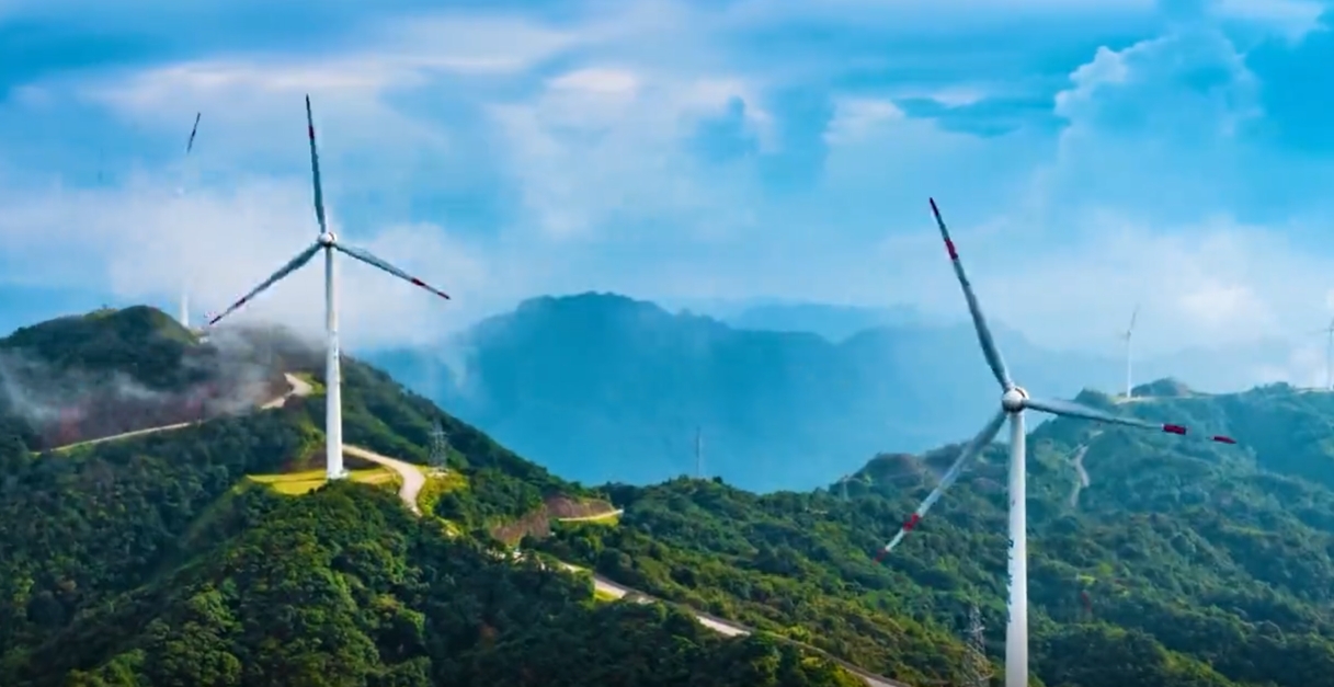 绿色技术赋能 应对用电高峰(经济聚焦)  ​