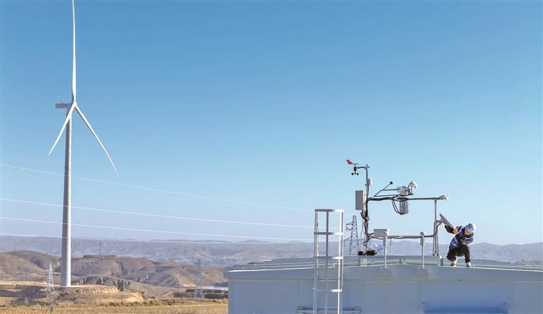 陕西首个规模化混塔风电项目并网发电