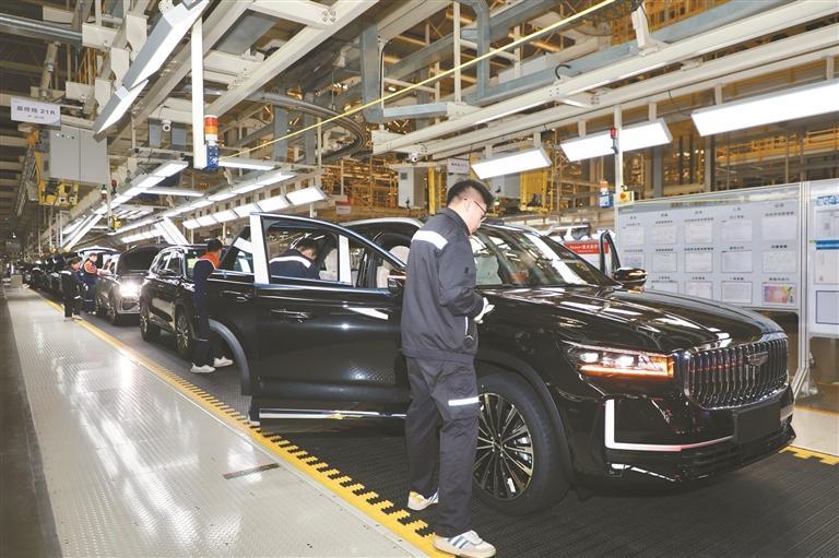 传统产业“焕新”、新兴产业领跑、未来产业生根，陕西加快构建现代化产业体系 —— 固本升级巧“焕新”