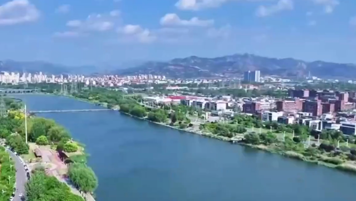 中国引领全球清洁能源革命(国际论坛)