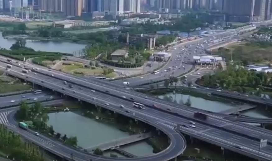 河北三大应用场景驱动交通智慧绿色转型