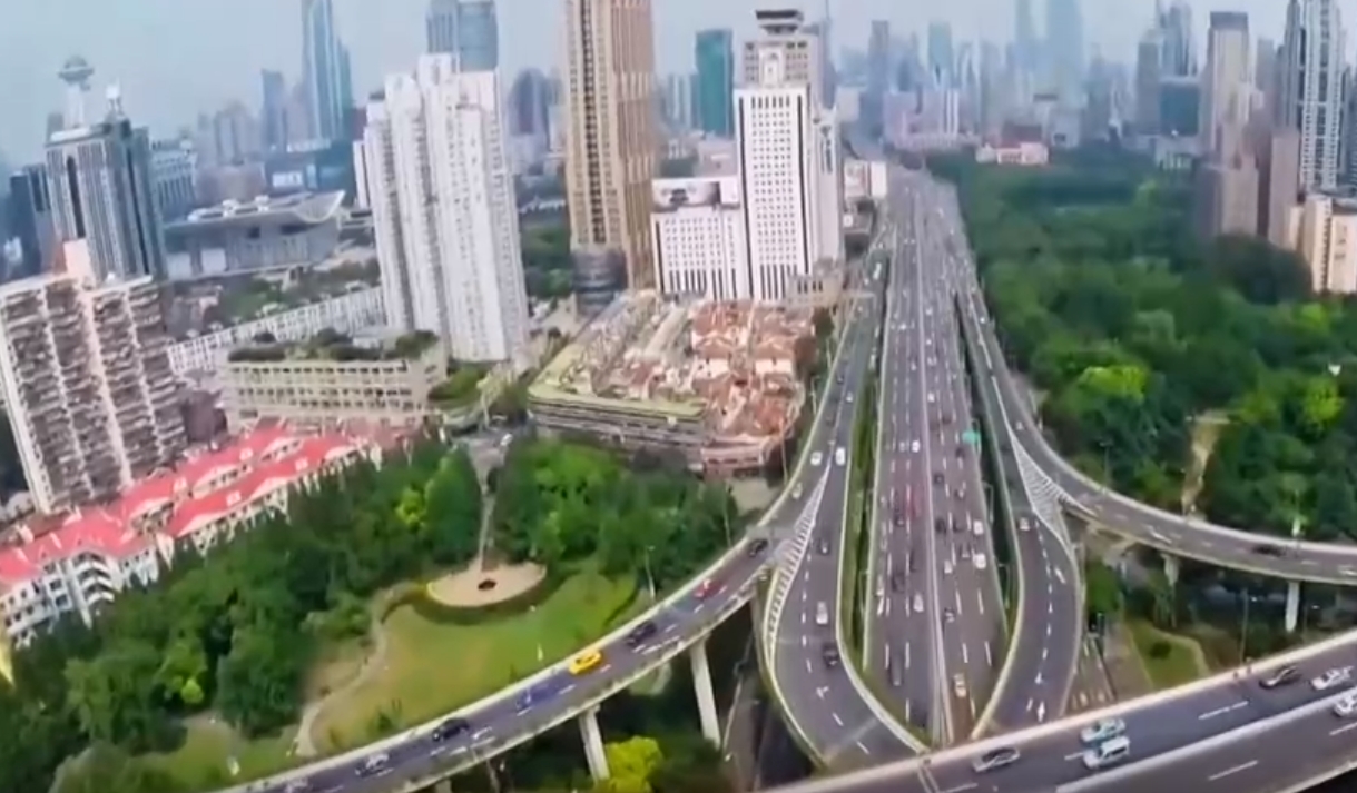 绿色甲醇汽车助力交通能源体系多元重构