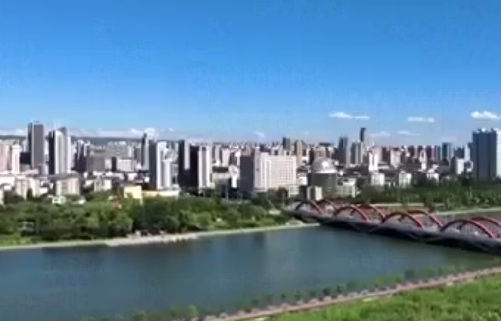 统筹兼顾推动城市建设绿色升级