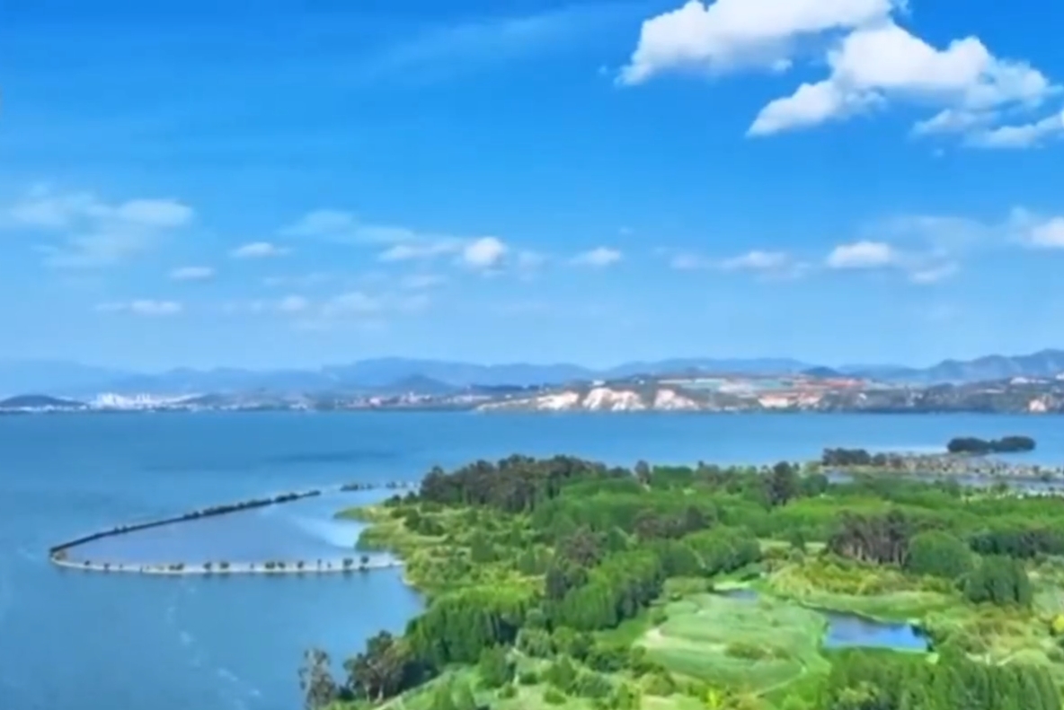 陕西代表团举行全体会议审议政府工作报告 李干杰参加审议 赵一德赵刚等参加