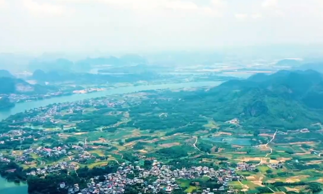 我国首台550兆瓦F级燃气机组投产发电