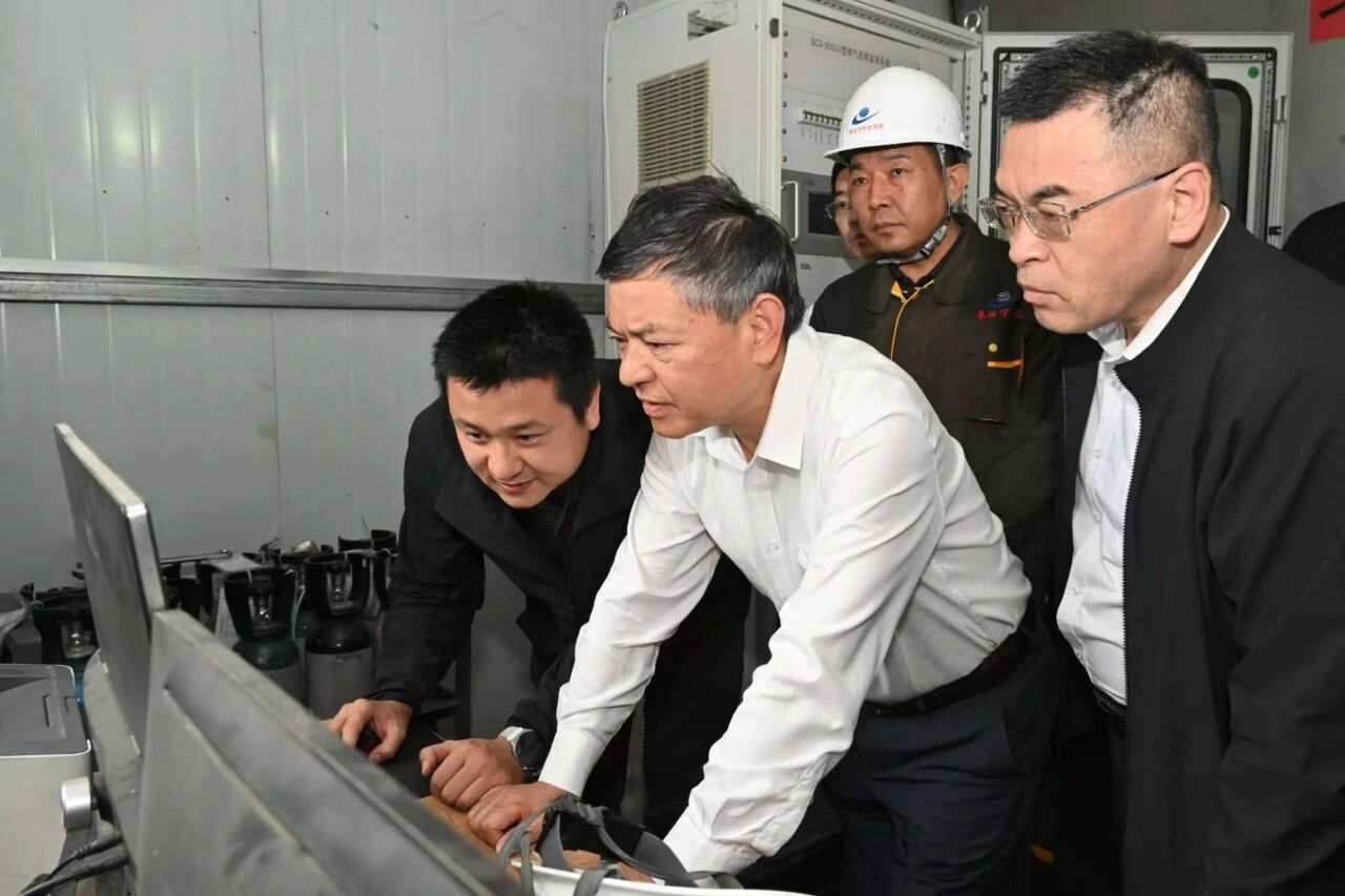 生态环境部部长黄润秋赴宁夏调研生态环境保护工作