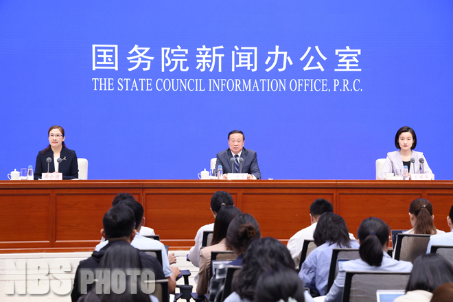 国家统计局副局长就2026年上半年国民经济运行情况答记者问