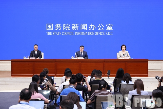 国家统计局新闻发言人就2026年7月份国民经济运行情况答记者问