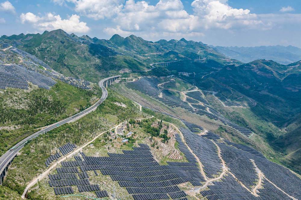 全球能源冲击下,中国“绿牌”顶住风浪